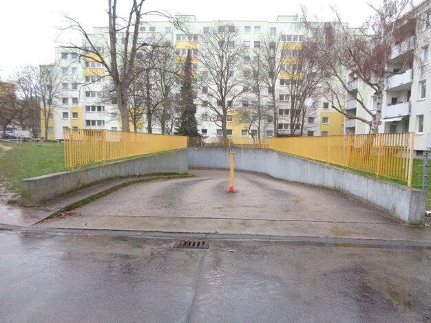 Tiefgarage zur Miete provisionsfrei 20 € Heinr.-Billstein-Str. (TG) 33 Merkenich Köln 50769