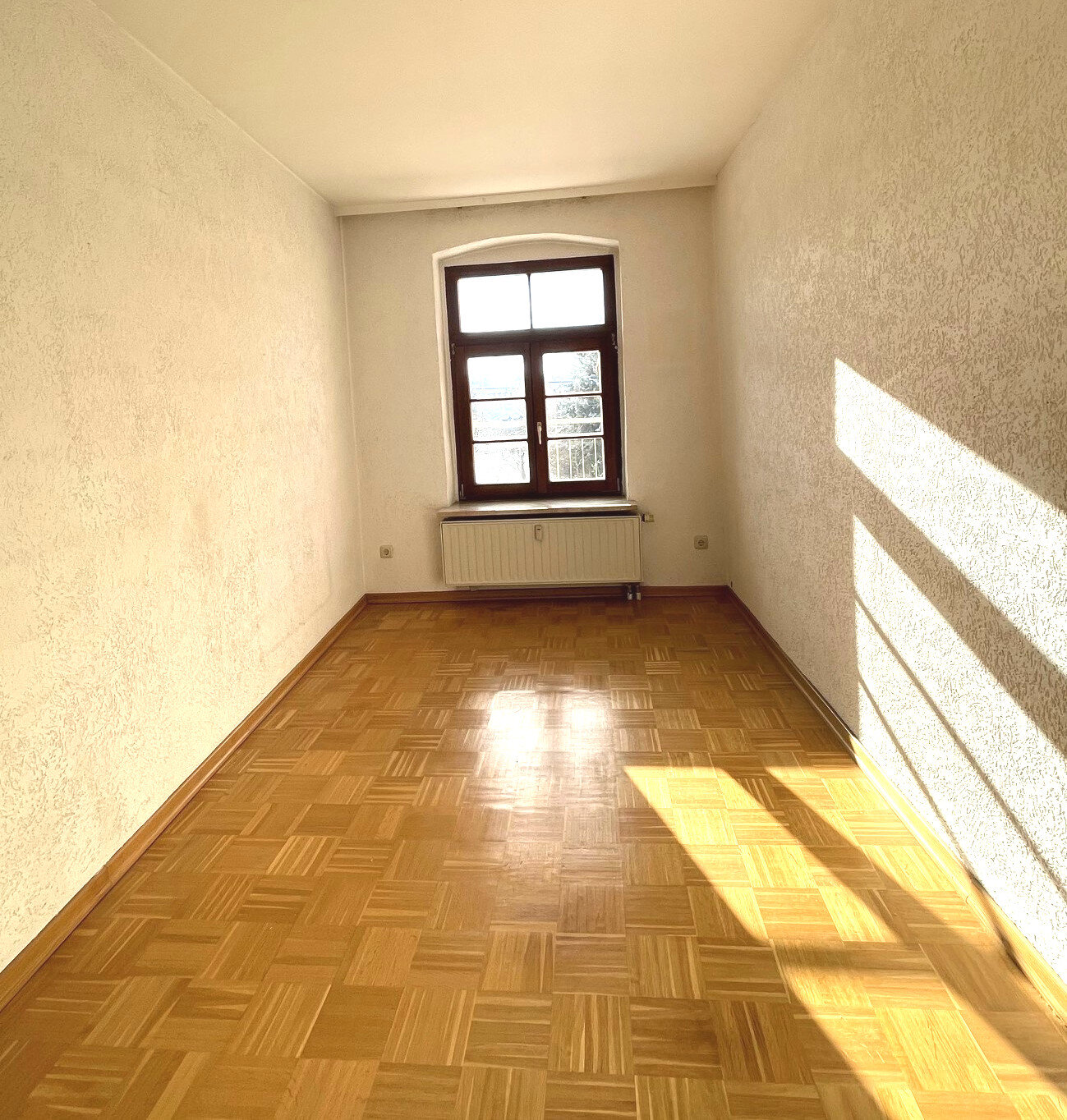 Wohnung zum Kauf 85.000 € 3 Zimmer 74,1 m²<br/>Wohnfläche 1.<br/>Geschoss Heilige-Grab-Str. 7 Innenstadt Görlitz 02826