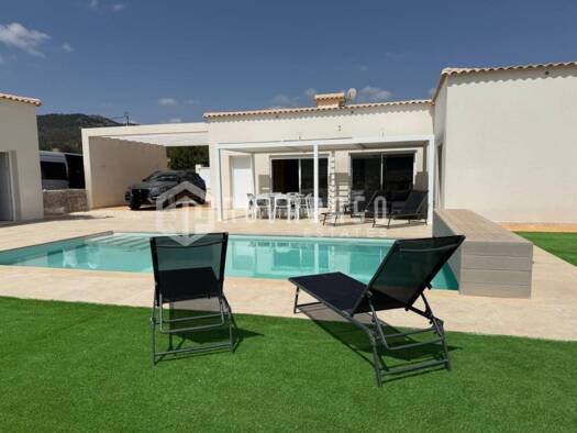 Villa zum Kauf 585.000 € 1 Zimmer 135 m² 10.000 m² Grundstück Salinas 03638