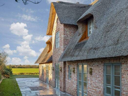 Einfamilienhaus zum Kauf - Erstbezug 6 Zimmer 337 m² 834 m² Grundstück Morsum Sylt-Ost 25980