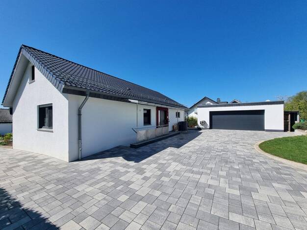 Bungalow zum Kauf provisionsfrei 429.000 € 5 Zimmer 96 m² 840 m² Grundstück Brokhausen Detmold 32758