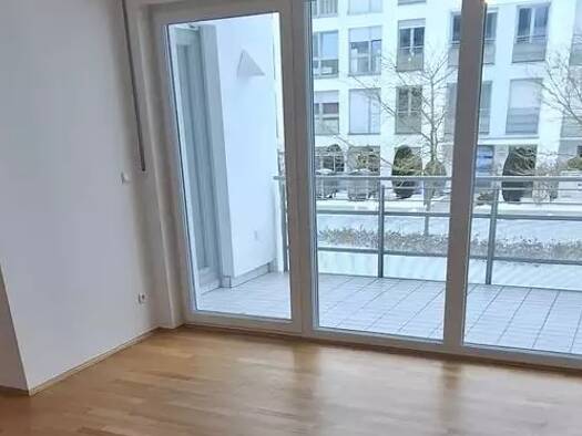 Wohnung zur Miete 1.210 € 3 Zimmer 83,5 m² Geschoss 1/5 frei ab 15.02.2026 Roter-Brach-Weg 203 Westenviertel Regensburg 93049