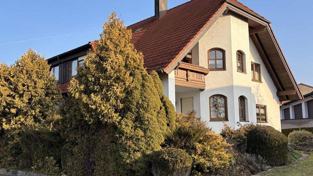 Mehrfamilienhaus zum Kauf 580.000 € 6 Zimmer 230 m² 1.124 m² Grundstück frei ab sofort Euerbach 97502