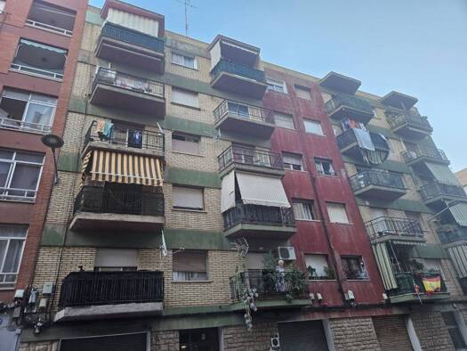 Wohnung zum Kauf 64.000 € 3 Zimmer 81 m² 2. Geschoss Reus 43202