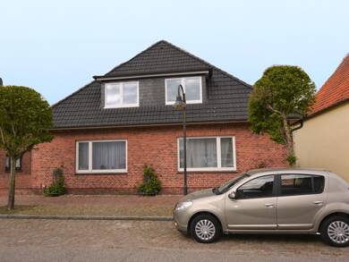 Wohnung zur Miete 620 € 3 Zimmer 52 m² Dachgeschoss frei ab 01.10.2025 Lunden 25774