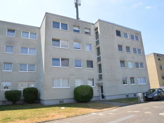 Wohnung zum Kauf 74.000 € 1 Zimmer 41 m² 3. Geschoss Homberger Straße 336 Hochstraß Moers 47443