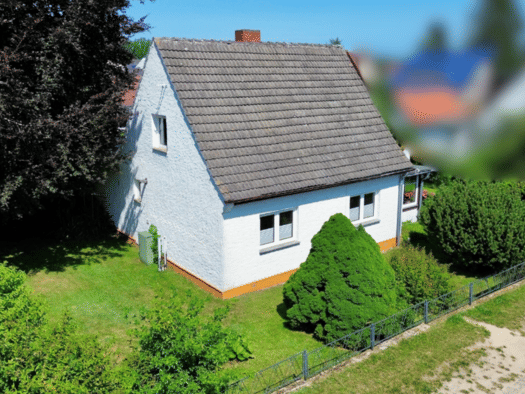 Einfamilienhaus zum Kauf 240.000 € 3 Zimmer 80 m² 845 m² Grundstück Lauterbach Putbus 18581