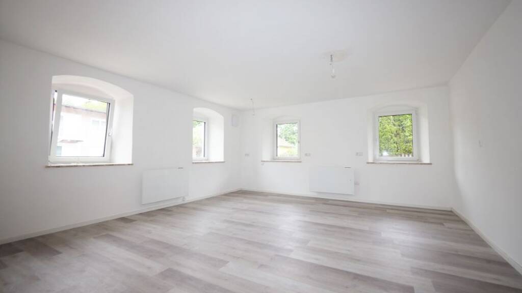 Wohnung zum Kauf 299.000 € 2,5 Zimmer 78 m² Oberhofen 4893