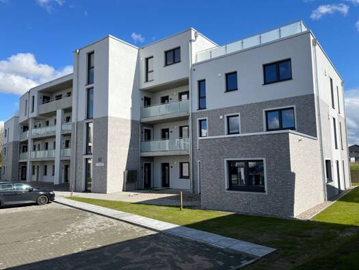 Wohnung zum Kauf provisionsfrei 303.000 € 3 Zimmer 75,9 m² Geschoss 2/4 Prof.-v.-Wrangell-Str. 7 Süderholm Heide 25746