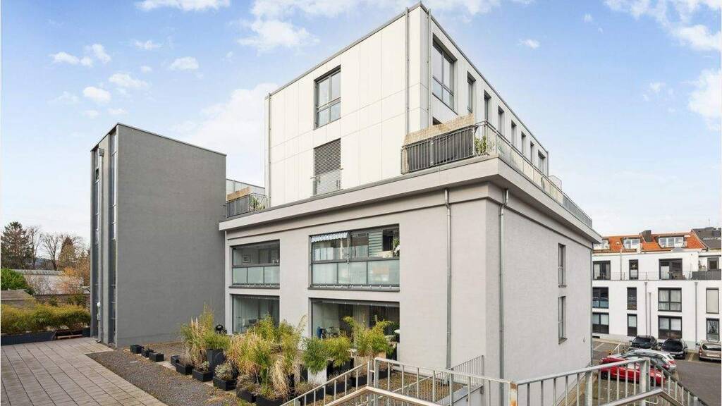 Wohnanlage zum Kauf provisionsfrei als Kapitalanlage geeignet 201.000 € 2 Zimmer 52 m² 3.771 m² Grundstück Aachen 52064