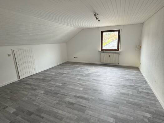 Terrassenwohnung zur Miete 1.150 € 3,5 Zimmer 90 m² Geschoss 2/2 frei ab sofort Bissingen Bissingen an der Teck 73266