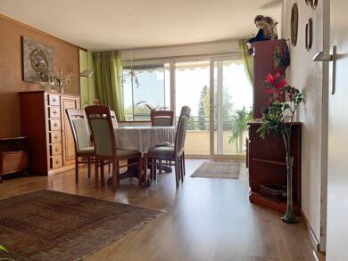 Wohnung zum Kauf 63.000 € 3 Zimmer 86,8 m² 1. Geschoss Dorfstraße 34 Altreichenau Neureichenau 94089