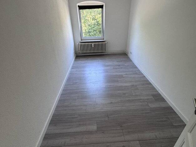 Wohnung zur Miete 750 € 4 Zimmer 75 m² 1. Geschoss frei ab 01.09.2026 Waldstraße 3 Westliche Höhe Westliche Höhe 24939
