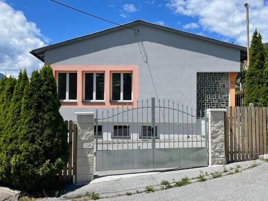 Einfamilienhaus zum Kauf 224.000 € 5 Zimmer 280 m² 384 m² Grundstück Ferndorf 9702