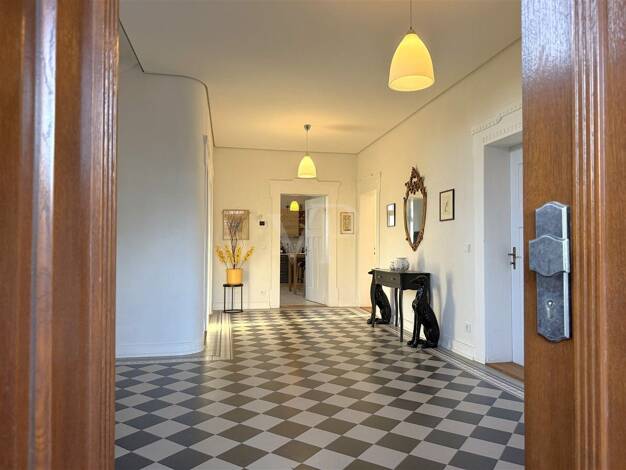 Villa zum Kauf 798.000 € 8 Zimmer 280 m² 950 m² Grundstück Kandel 76870
