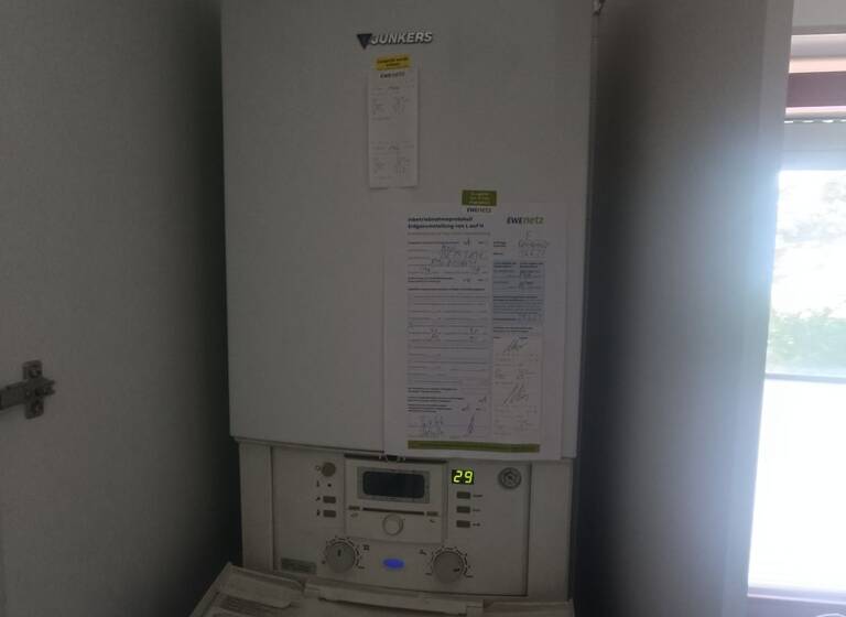 Mehrfamilienhaus zum Kauf 300.000 € 9 Zimmer 264 m² 4.141 m² Grundstück Bohlenbergerfeld Zetel 26340