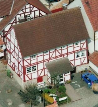 Mehrfamilienhaus zum Kauf als Kapitalanlage geeignet 135.000 € 8 Zimmer 151 m²<br/>Wohnfläche 141 m²<br/>Grundstück Heimarshausen Naumburg 34311