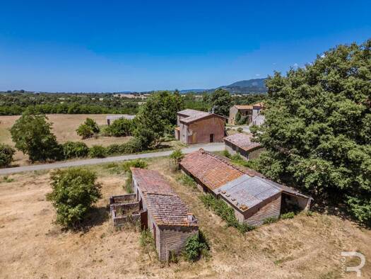 Bauernhaus zum Kauf 160.000 € 3 Zimmer 385 m² 200.000 m² Grundstück frei ab sofort Sorano 58010