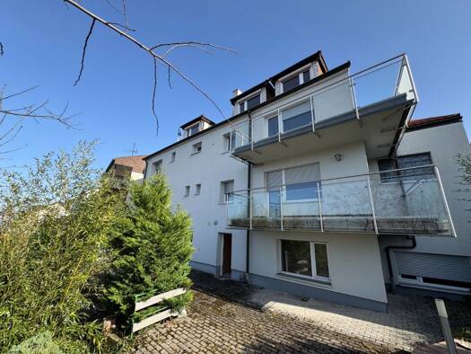Einfamilienhaus zum Kauf 748.000 € 9 Zimmer 233 m² 305 m² Grundstück Gerlingen 70839