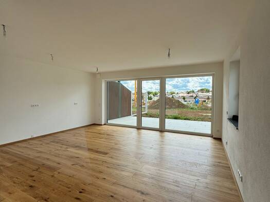 Doppelhaushälfte zur Miete 1.250 € 3 Zimmer 98,5 m² frei ab 01.10.2026 Schierling Schierling 84069