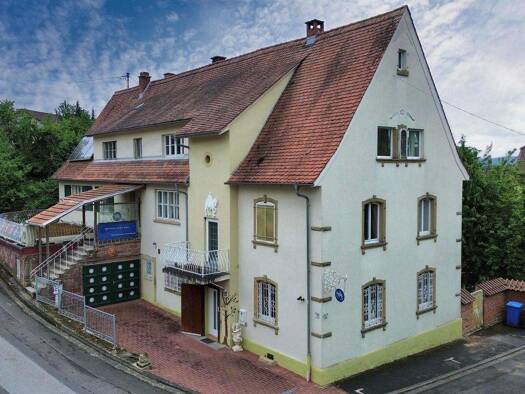 Haus zum Kauf 290.000 € 17 Zimmer 370 m² 2.127 m² Grundstück Elfershausen 97725
