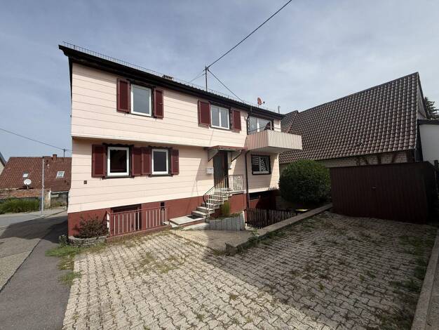 Mehrfamilienhaus zum Kauf provisionsfrei 329.000 € 6 Zimmer 161 m² 289 m² Grundstück Hirschweg 3 Schwann Straubenhardt 75334