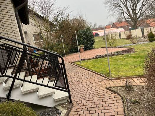 Wohnung zur Miete 600 € 4 Zimmer 85 m² Geschoss 1/2 frei ab 01.05.2026 Silixen Extertal 32699