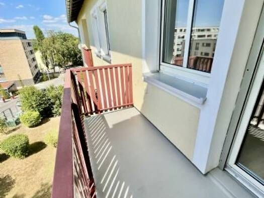 Studio zur Miete 963 € 3 Zimmer 68 m² 3. Geschoss frei ab 01.09.2025 Erligheimerstraße 7 Rot Stuttgart 70437