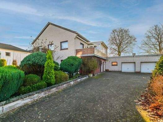 Mehrfamilienhaus zum Kauf 529.000 € 8 Zimmer 250 m² 2.152 m² Grundstück Bungerhof Delmenhorst 27753