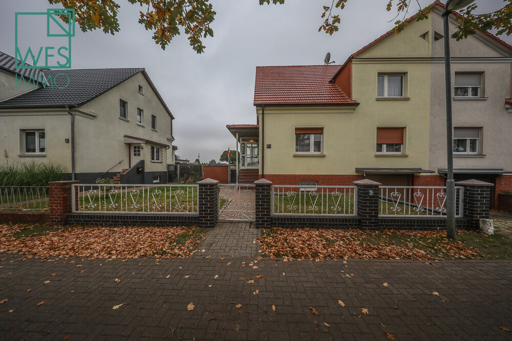 Mehrfamilienhaus zum Kauf 249.000 € 6 Zimmer 130 m²<br/>Wohnfläche 575 m²<br/>Grundstück ab sofort<br/>Verfügbarkeit Bentwischer Weg 68 Wittenberge Wittenberge 19322