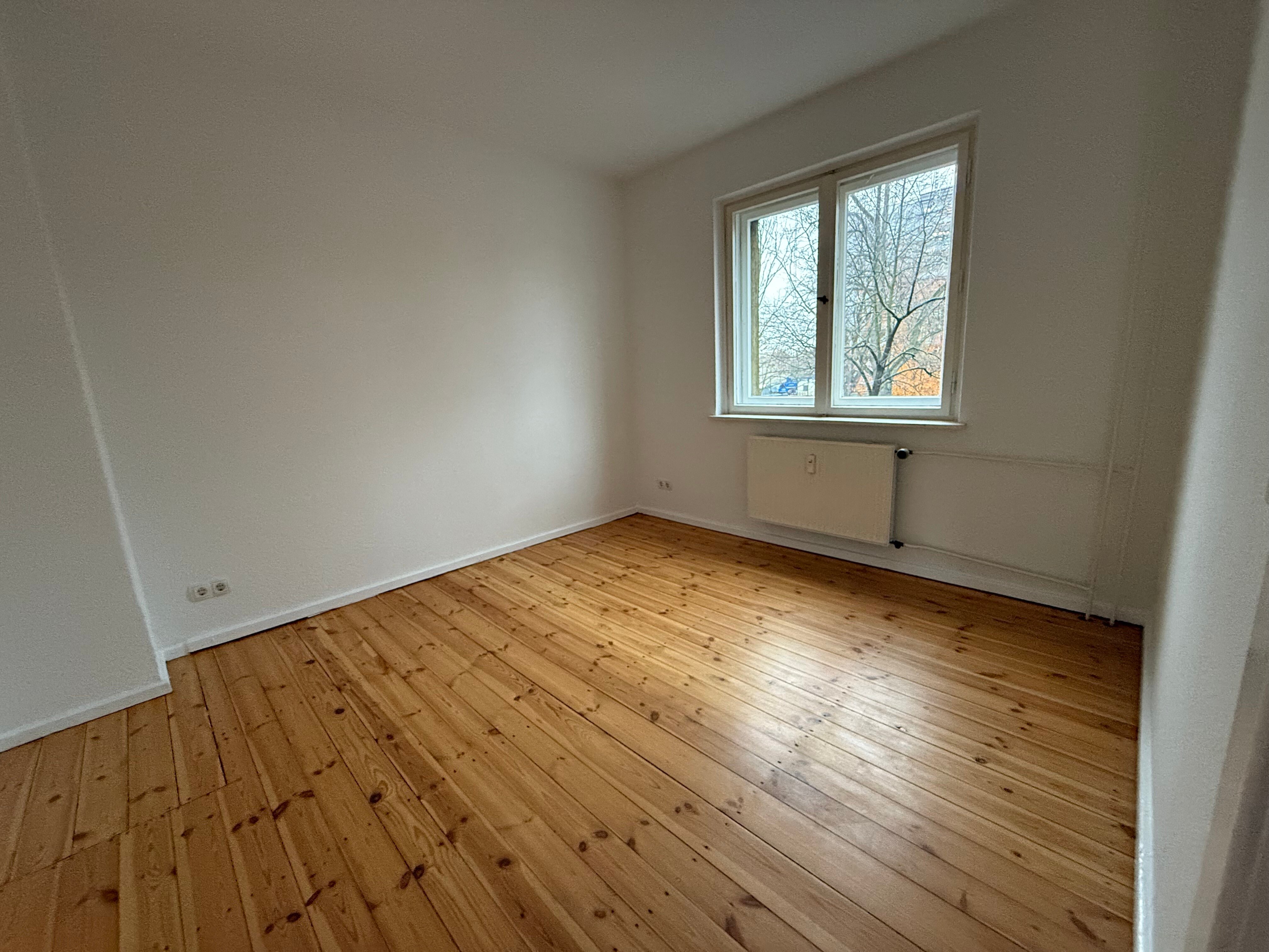 Wohnung zum Kauf 215.000 € 2 Zimmer 42,4 m²<br/>Wohnfläche 1.<br/>Geschoss Borsigwalde Berlin 13509