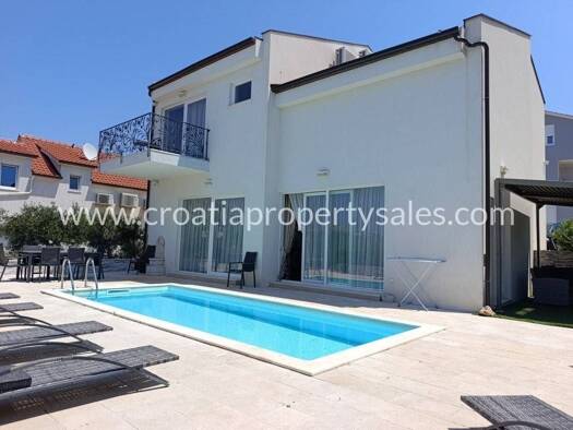 Villa zum Kauf 780.000 € 3 Zimmer 170 m² 452 m² Grundstück Hvar 21450