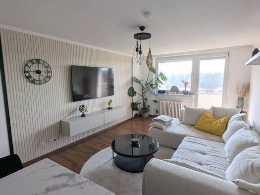 Wohnung zur Miete 780 € 2 Zimmer 57,4 m² 7. Geschoss frei ab 01.05.2026 Neuröthenbach Nürnberg 90449