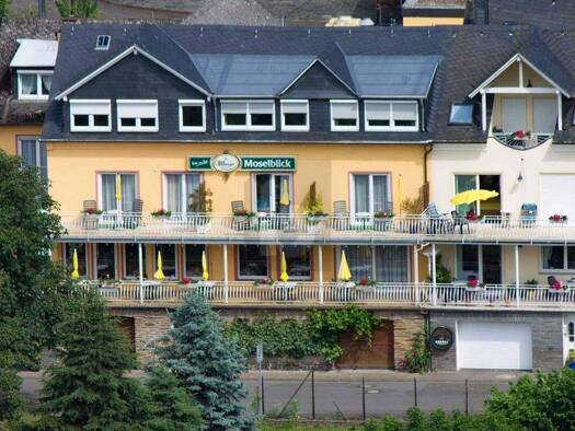 Hotel zum Kauf 15 Zimmer 494 m² Grundstück Burg (Mosel) 56843