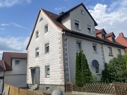 Doppelhaushälfte zum Kauf 149.000 € 7 Zimmer 150 m² 300 m² Grundstück frei ab sofort Röthenbach Arzberg 95659