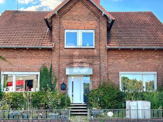 Einfamilienhaus zum Kauf 350.000 € 13 Zimmer 397 m² 3.384 m² Grundstück Bramstedt Bassum 27211