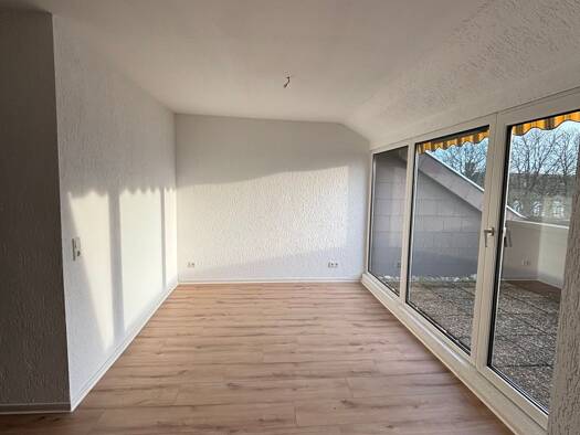 Wohnung zur Miete 700 € 3 Zimmer 70 m² 5. Geschoss frei ab sofort Malstatt Mitte 66113