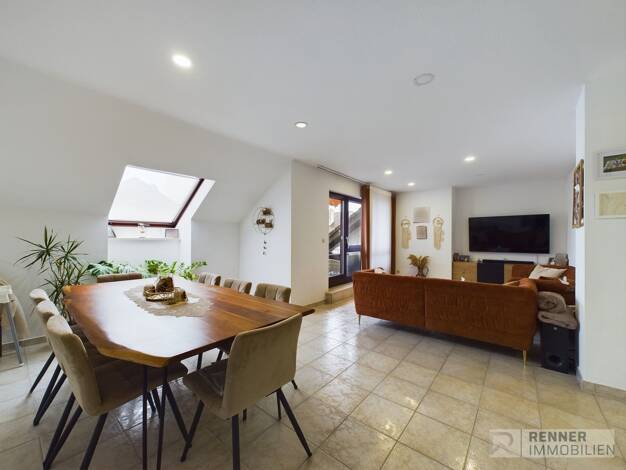 Wohnung zum Kauf 319.000 € 3 Zimmer 93,7 m² Wintersdorf Zirndorf 90513
