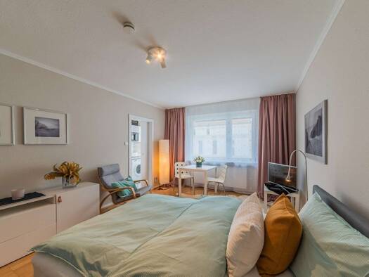 Studio zur Miete 1.150 € 1 Zimmer 30 m² 4. Geschoss frei ab 23.04.2026 Sachsenhausen Frankfurt am Main 60594