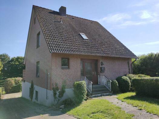 Haus zum Kauf provisionsfrei 475.000 € 6 Zimmer 185 m² 933 m² Grundstück frei ab sofort Oldenburg Oldenburg in Holstein 23758