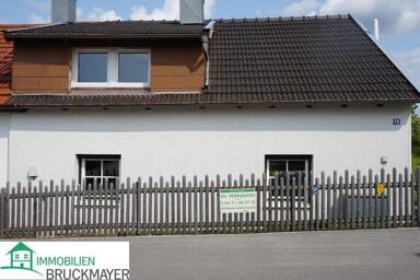 Doppelhaushälfte zum Kauf 249.000 € 3 Zimmer 86,2 m² 441 m² Grundstück Neumarkt-Sankt Veit Neumarkt-Sankt Veit 84494