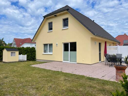 Einfamilienhaus zum Kauf provisionsfrei 499.000 € 4 Zimmer 108 m² 468 m² Grundstück frei ab sofort An den Boddenwiesen 37 Glowe Glowe 18551