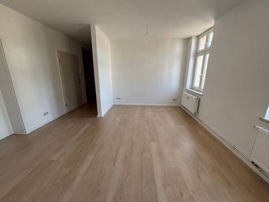 Wohnung zur Miete 400 € 2 Zimmer 53 m² 1. Geschoss frei ab sofort Cracauer Straße 67 Brückfeld Magdeburg 39114