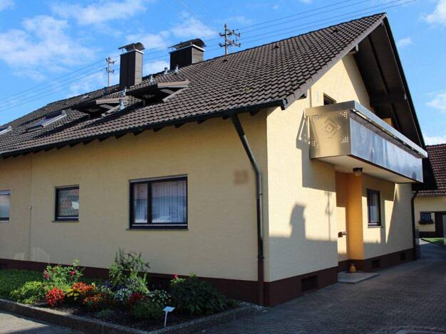 Mehrfamilienhaus zum Kauf 479.000 € 6 Zimmer 153 m² 529 m² Grundstück Ottersdorf Rastatt 76437
