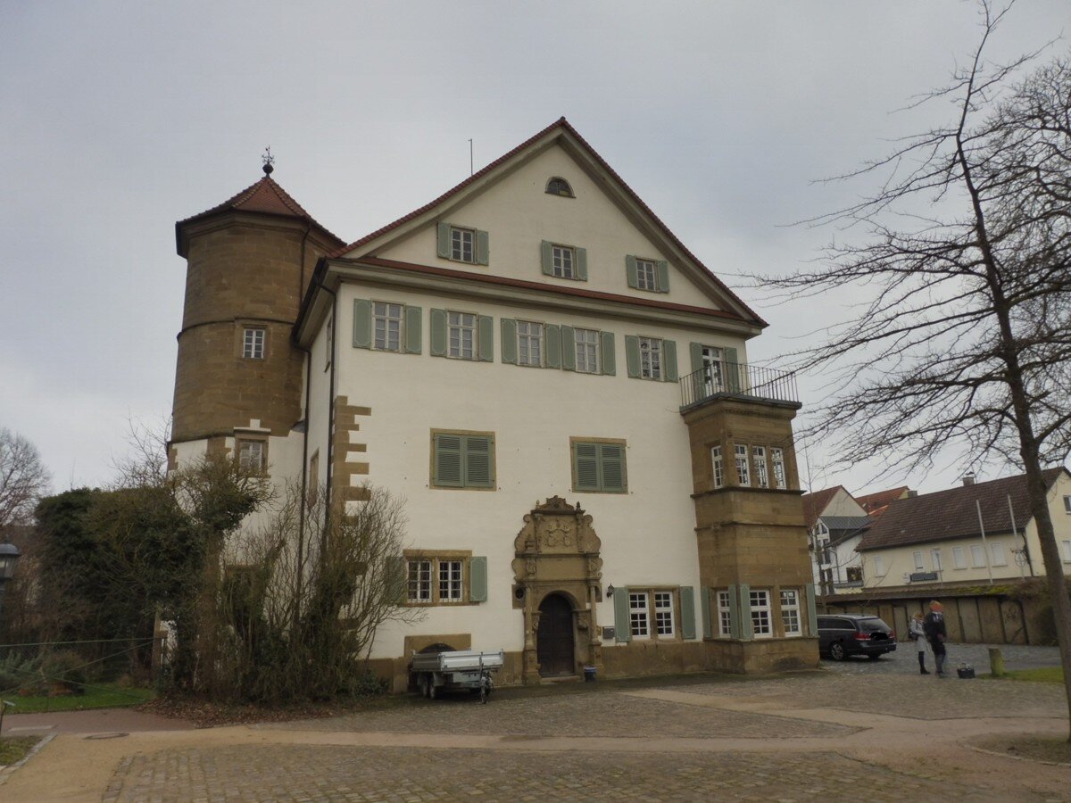 Schloss zur Miete 3.500 € 9 Zimmer 455 m²<br/>Wohnfläche Gemmingen Gemmingen 75050