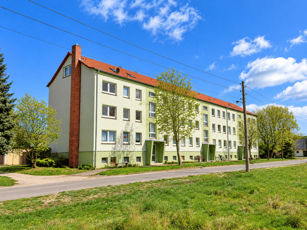 Mehrfamilienhaus zum Kauf provisionsfrei 1.190.000 € 100 Zimmer 2.248 m² 8.384 m² Grundstück frei ab 23.05.2027 Badeler Straße 28 C Apenburg Apenburg-Winterfeld 38486