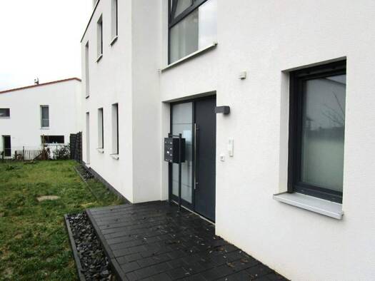 Terrassenwohnung zur Miete 850 € 2 Zimmer 55 m² EG Seukendorf 90556