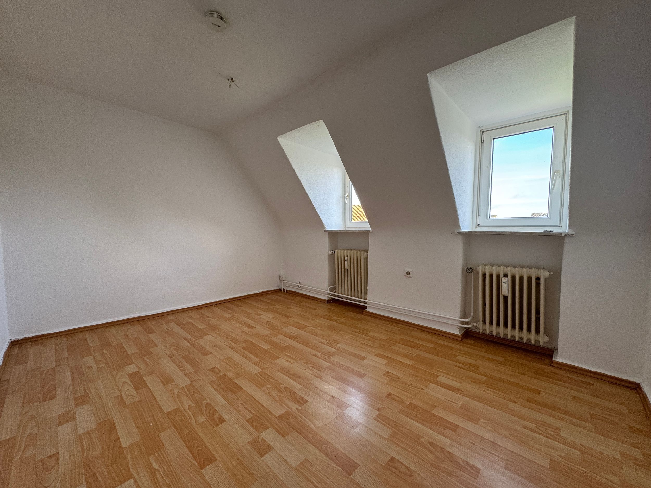 Wohnung zur Miete 310 € 2 Zimmer 34,3 m²<br/>Wohnfläche 1.<br/>Geschoss ab sofort<br/>Verfügbarkeit Carl-Legien-Straße 18 Glückstadt 25348