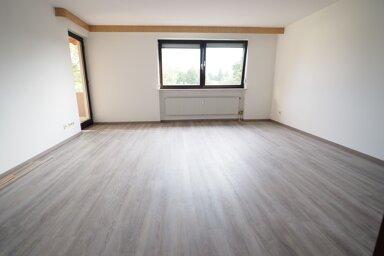 Wohnung zur Miete 900 € 3 Zimmer 82 m² 2. Geschoss frei ab sofort Maxfeld Nürnberg 90409