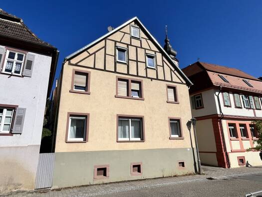 Einfamilienhaus zum Kauf 159.000 € 7 Zimmer 190 m² 111 m² Grundstück Königheim Königheim 97953